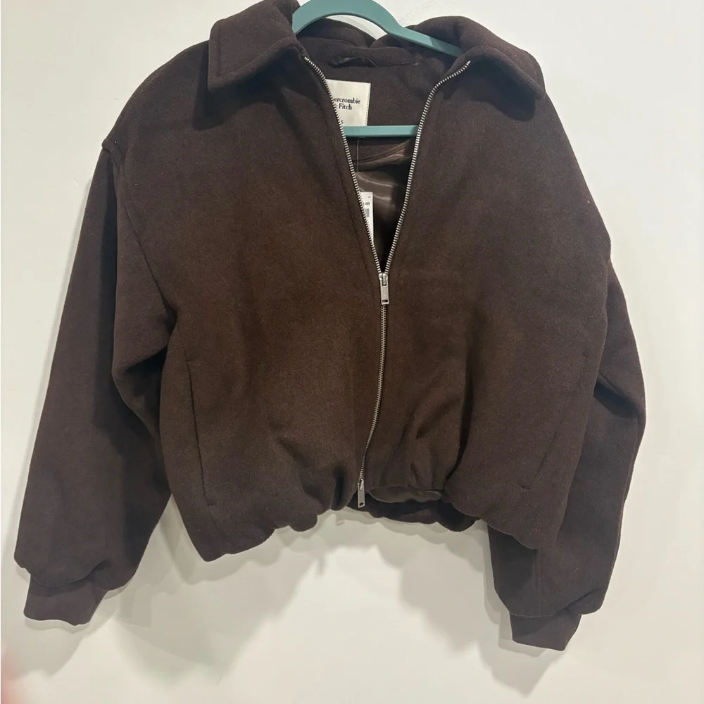 Abercrombie & Fitch Wool-Blend Bubble Hem Coat - Picture 3 of 6